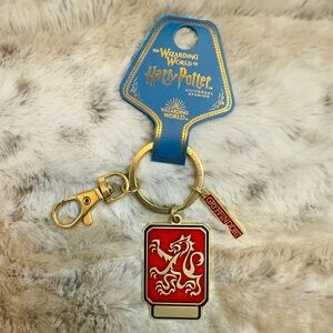 *NWT* Universal Studios Harry Potter Gryffindor Gold Keychain Bag Charm